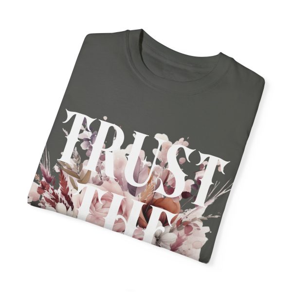 Floral "Trust The Tarot" T-Shirt - Image 12